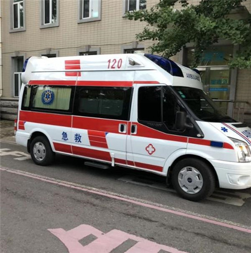 临桂选择我们的救护车出租,开启安心转院之旅